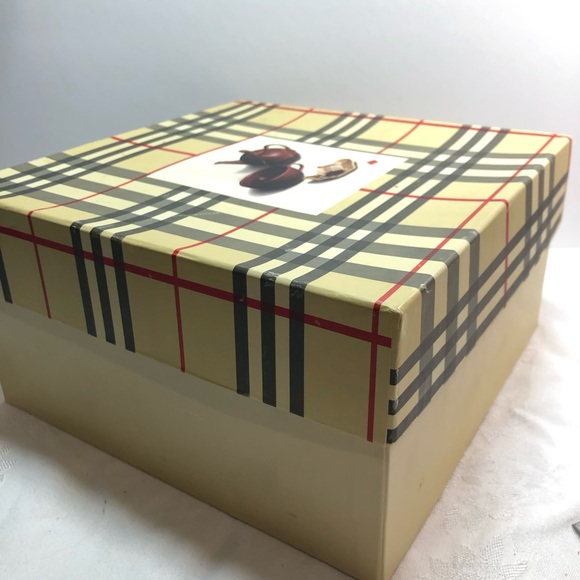 3 Piece Tea Set Plaid tea rest in box - Picture 12 of 13